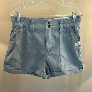 BNWT Arizona Women's Gray/Blue Casual Shorts